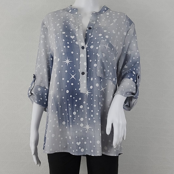 FLORYDAY Heart & Star Print Button Up Top - Picture 2 of 13